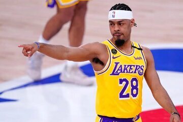 ستاره بسکتبال NBA در راه ایران؛ استقلال به‌دنبال هم‌تیمی لبرون جیمز!