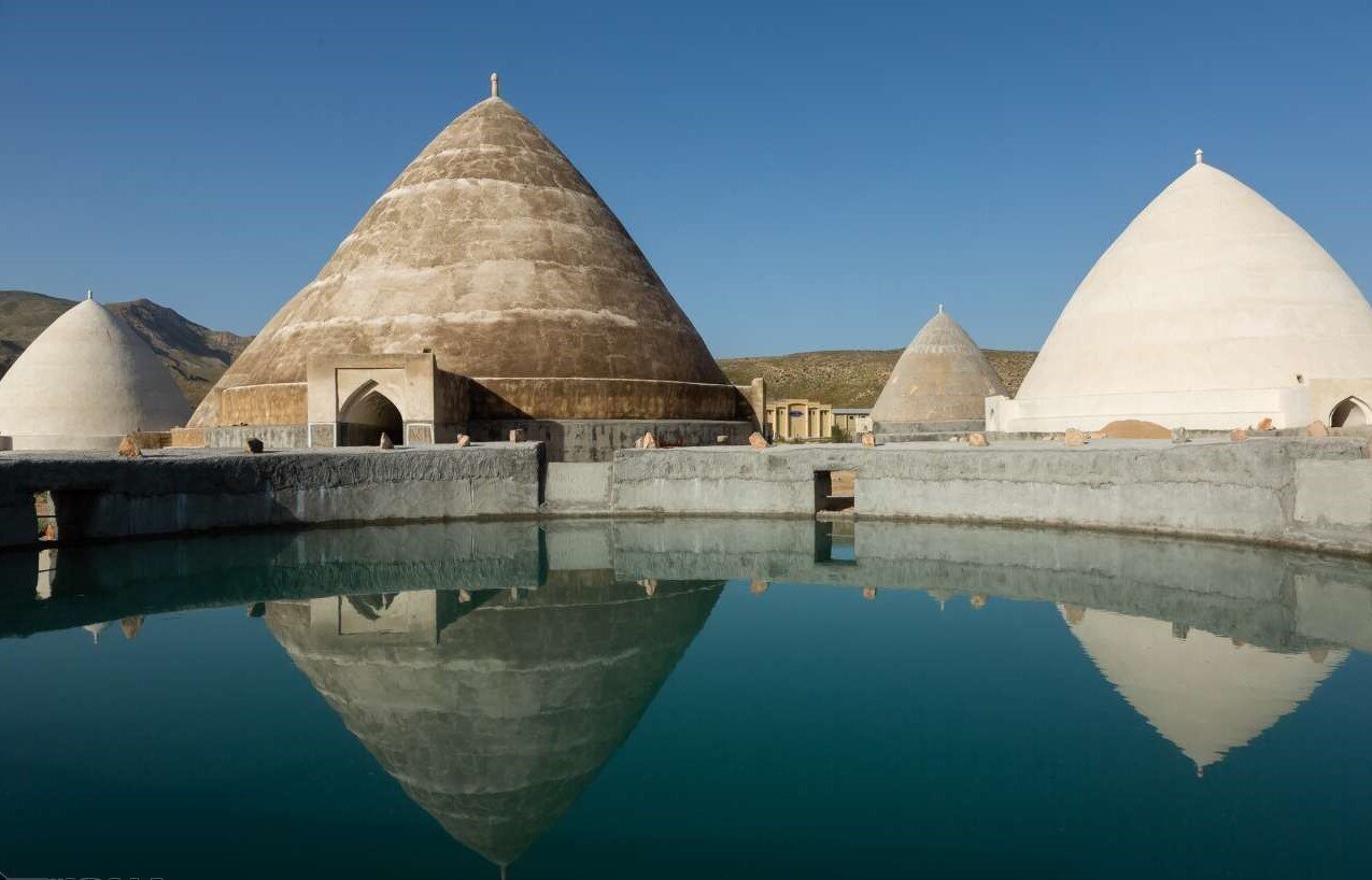 آب‌ انبارهای لارستان آب ‌گیری شد | برکت سیلاب برای اهالی + فیلم