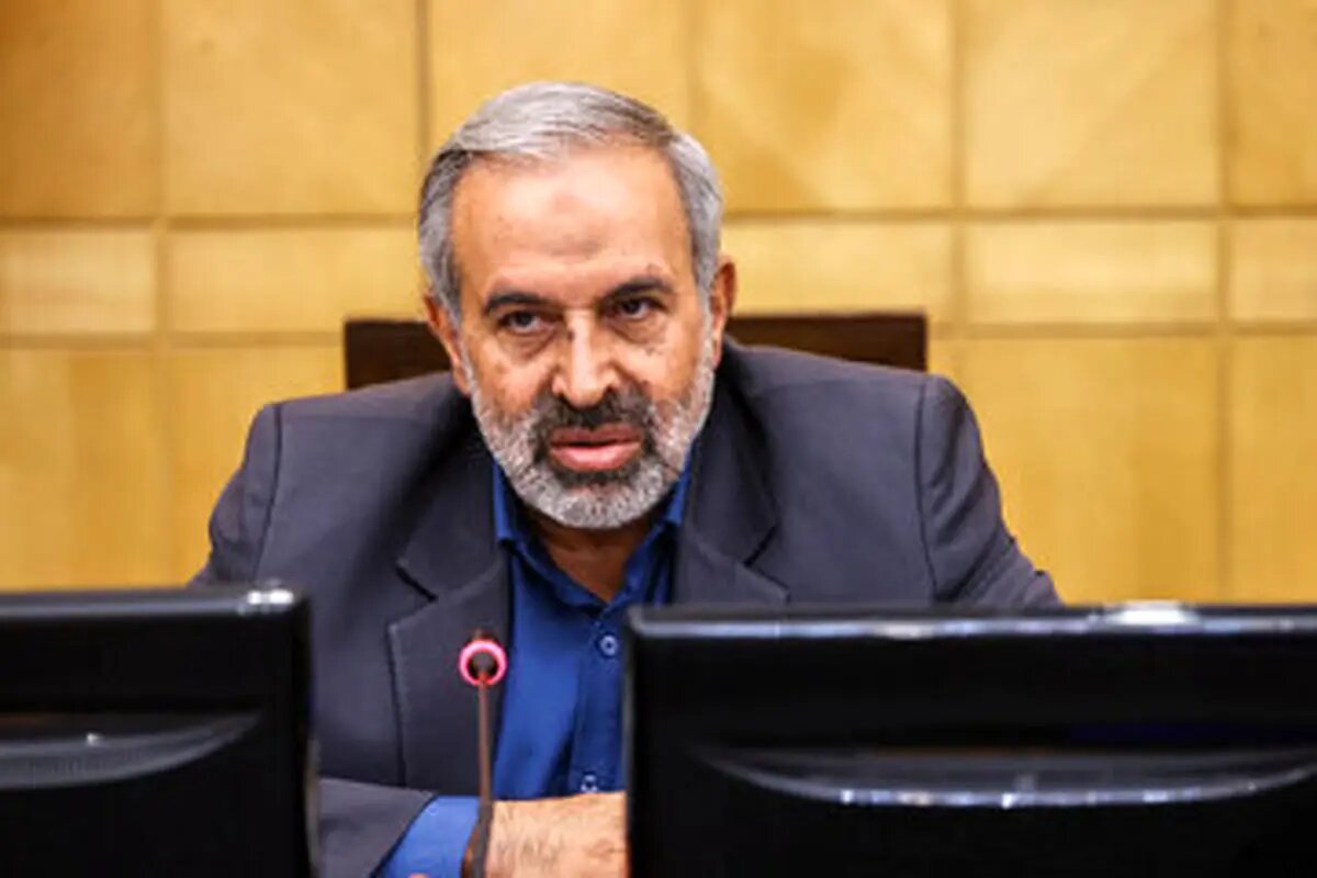 نشست فوق‌العاده مجمع نمایندگان تهران برای پیگیری مطالبات اصناف و بازاریان