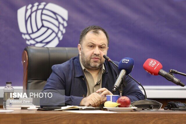 مدیرعامل باشگاه چادرملو: خودمان هم در یزد میهمان هستیم/امیدوارم چمن نصیری خراب نشود