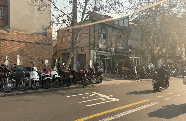 گزارش میدانی ایسنا از اعتراض صنفی بازاریان در ۱۶ دی ماه