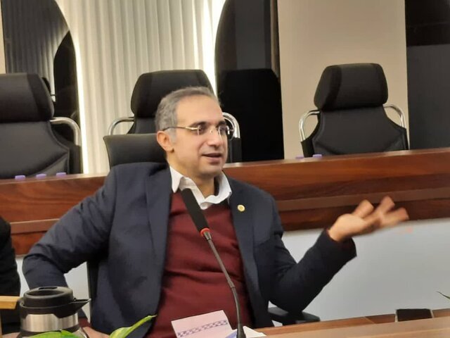 ضرورت تشکیل انجمن صنفی فعالان مجازی برای تعیین حقوق و مقابله با جرائم سایبری