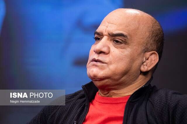 کشتی از دو قطبی خادم و دبیر ضربه می خورد/ حسن یزدانی تا صبح ضجه زد!