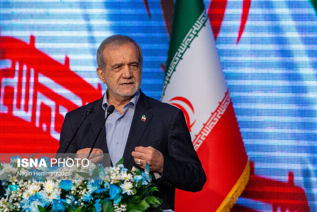 پزشکیان: مصمم به قطع همه مسیرهای رانت و رشوه هستیم/به فکر رأی دوره بعد نیستم