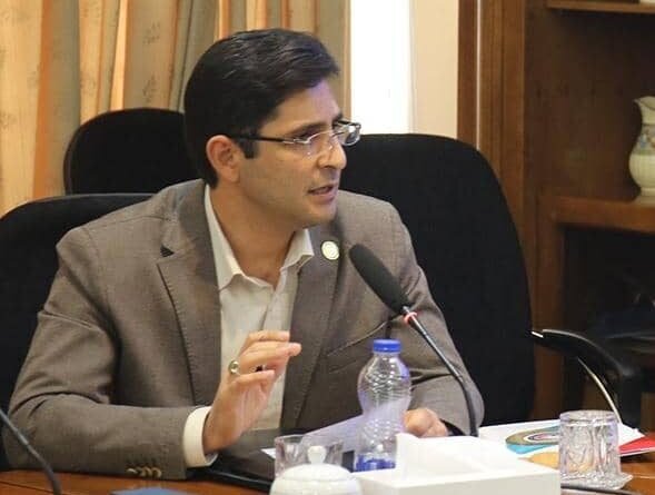 استعفای اجباری رئیس فدراسیون کارگری؟