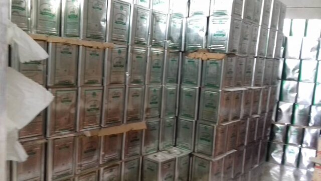کشف ۲ انبار احتکار روغن خوراکی در خرمآباد