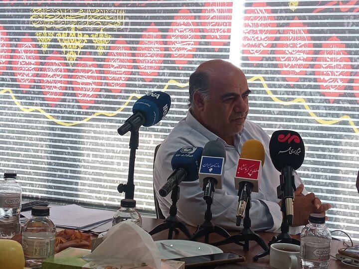 سرریز شدن سد تنگ حمام قصرشیرین در پی بارشهای اخیر