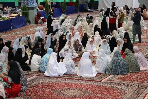 بهره مندی ۷ هزار نفر از معتکفین از آموزش‌های هلال‌احمر خراسان جنوبی