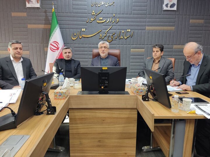 ازهاری: دستگاههای اجرایی دسترسی مردم به کالاهای اساسی را تضمین کنند