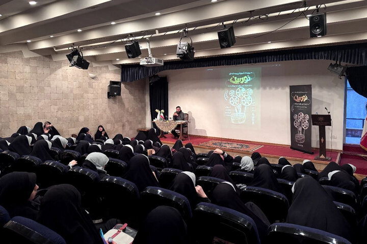 دختران هنرستانی در «نوربین» فیلم مستند میسازند