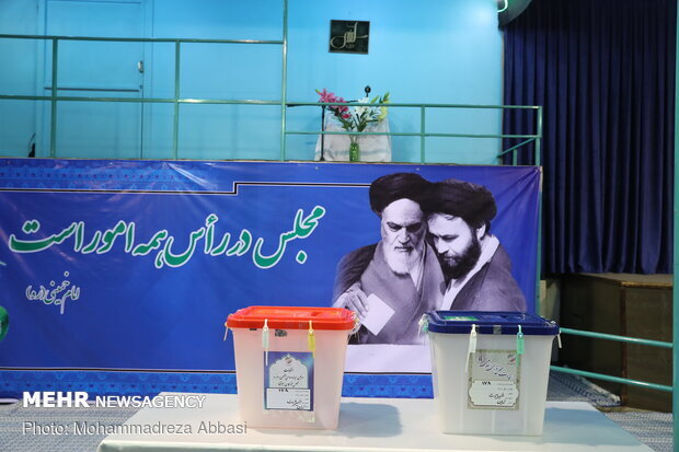 ثبت‌نام داوطلبان میان‌دوره‌ای خبرگان خوزستان از ۱۹ دی