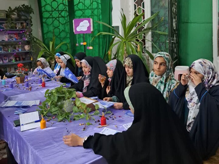 پرواز در سکوت؛ روایت اعتکاف دختران نوجوان یزدی