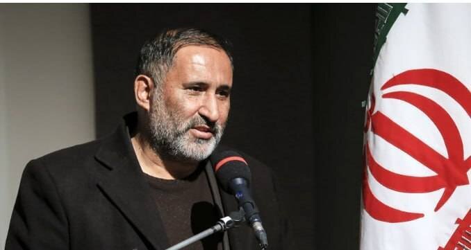 علیرضا قزوه: نباید می‌گذاشتیم فلان آقازاده هر کاری بکند