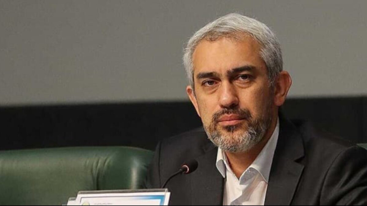 مدنی زاده : فاصله زمانی بین درخواست دریافت وام اشتغال به ۴۵ روز کاهش می‌یابد/ رویکرد وزارت اقتصاد تغییر ترکیب منابع نظام بانکی است +فیلم