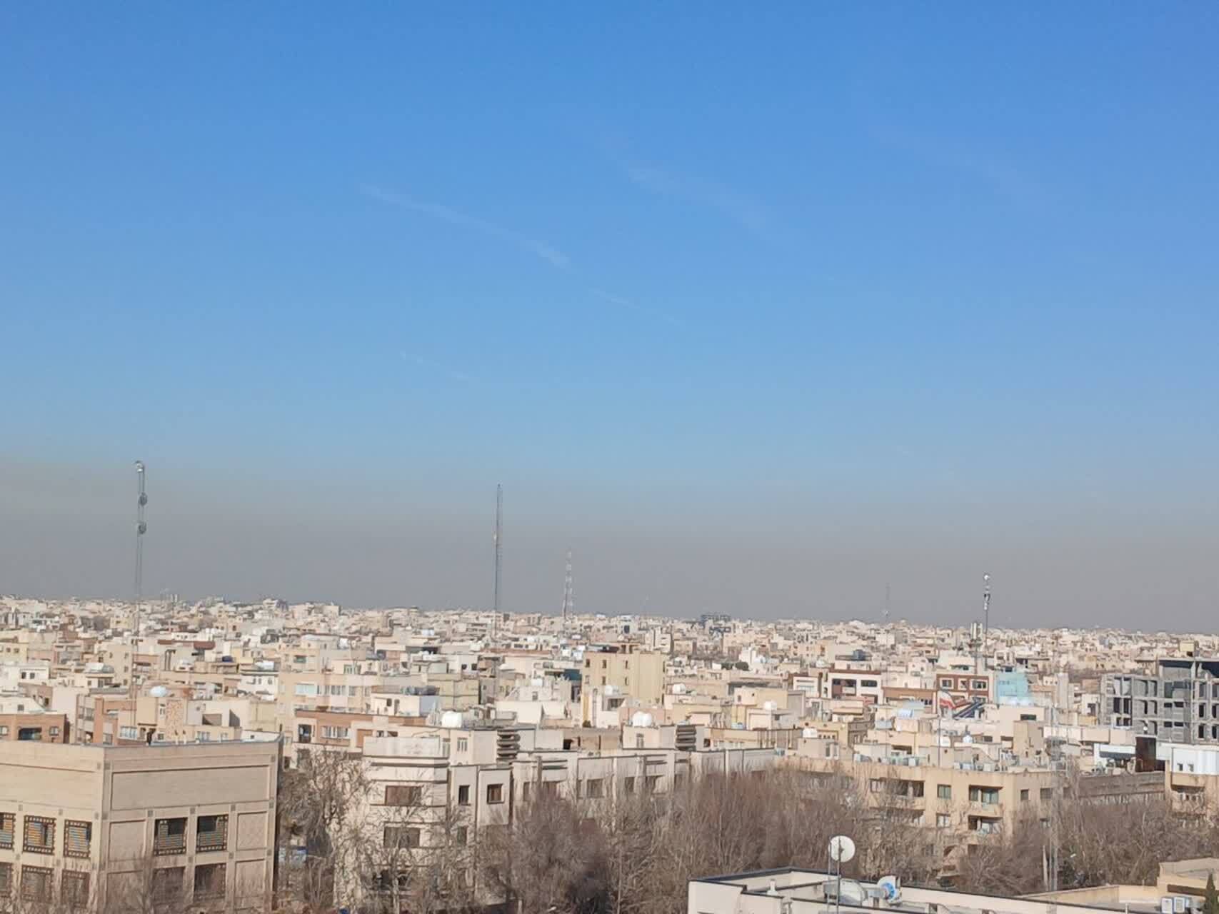 ادامه هوای ناسالم در اصفهان / کاشان و قهجاورستان در وضعیت قرمز