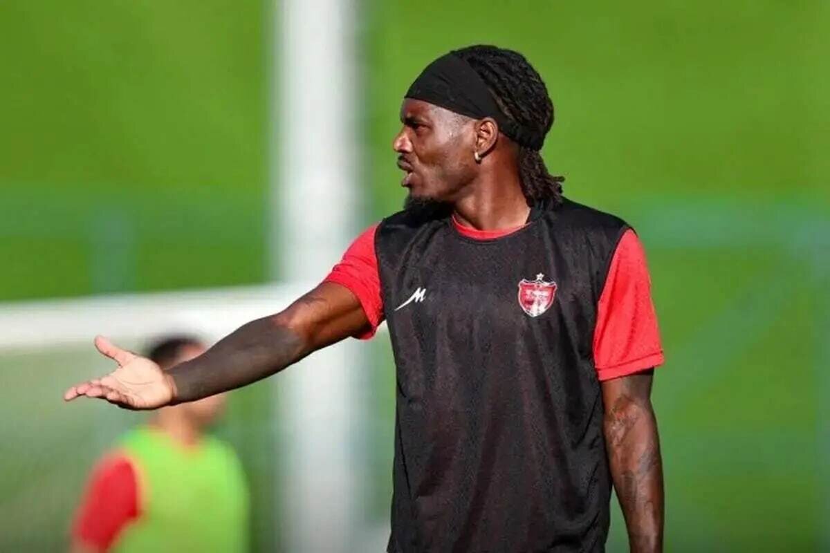 بیفوما: نیم‌فصل دوم سخت، اما جذاب خواهد بود/ برای قهرمانی تسلیم نمی‌شویم