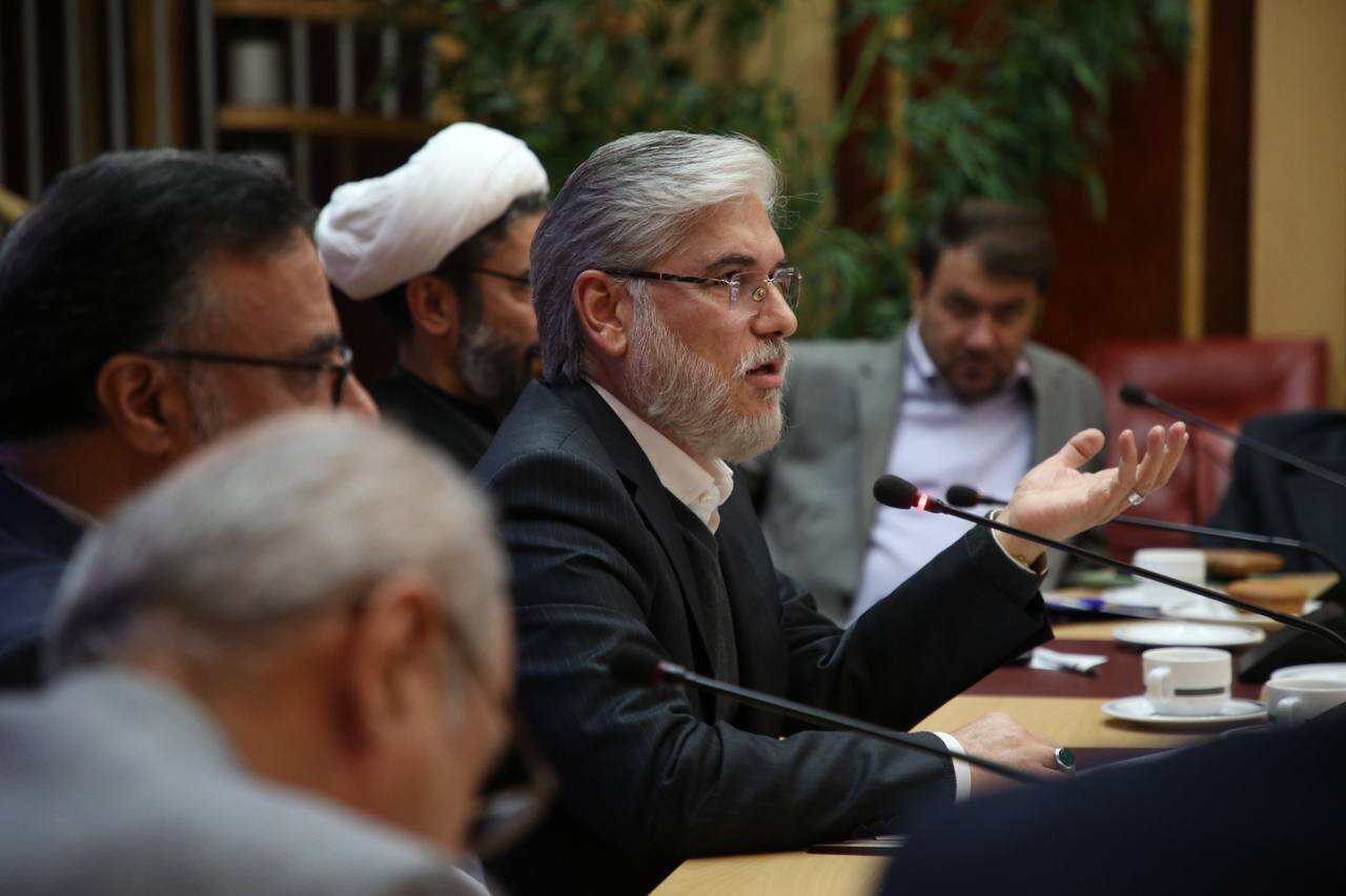 دانشگاهها به پایگاه گفتوگوی آزاد دانشجویان تبدیل شوند/ بهکارگیری ظرفیت دانشگاهها در راستای تعامل مسئولان و دانشجویان