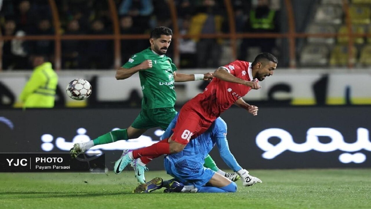 جشن قهرمانی را آخر فصل در کنار هواداران پرسپولیس برگزار می کنیم