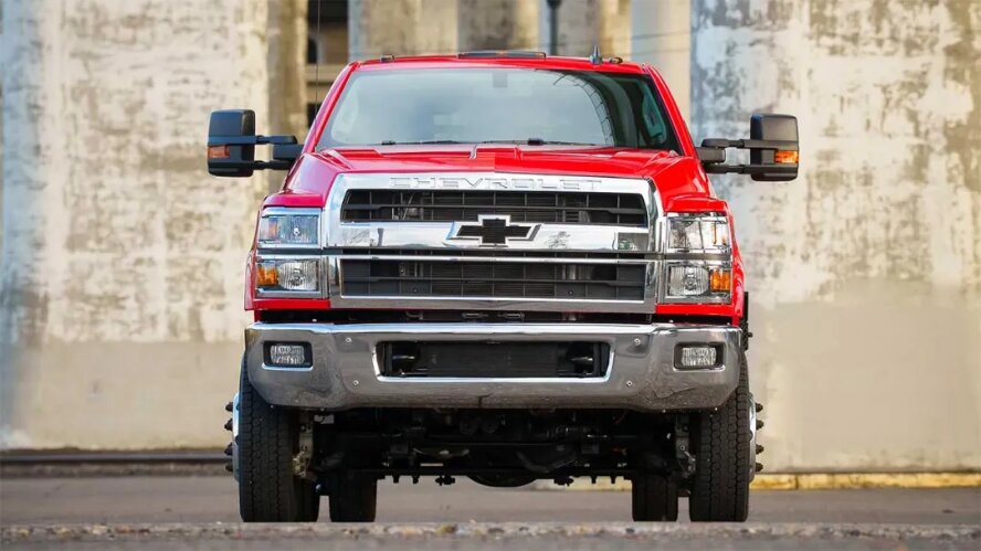 شورلت سیلورادو 4500HD، کامیونت آمریکایی با توان یدک‌کشی ۱۷ تن!