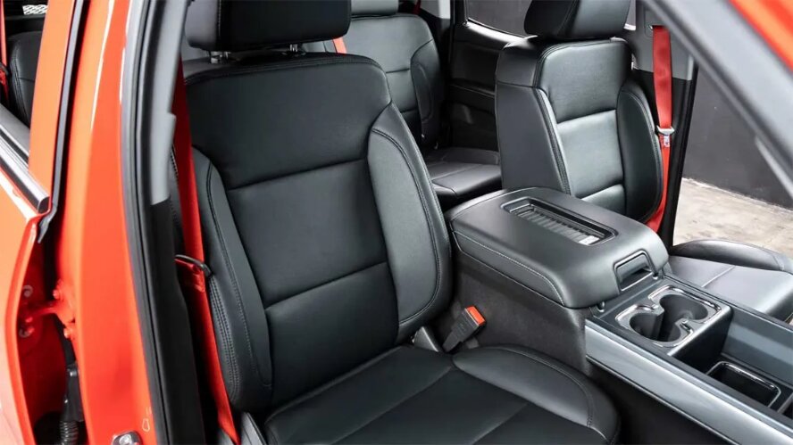 شورلت سیلورادو 4500HD، کامیونت آمریکایی با توان یدک‌کشی ۱۷ تن!