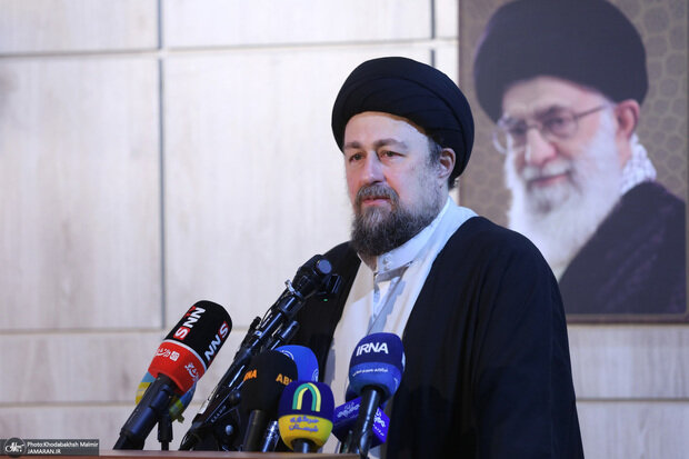 سید حسن خمینی: آنچه نزاع درست می‌کند، دین‌داری نیست، بلکه دین‌پرستی است