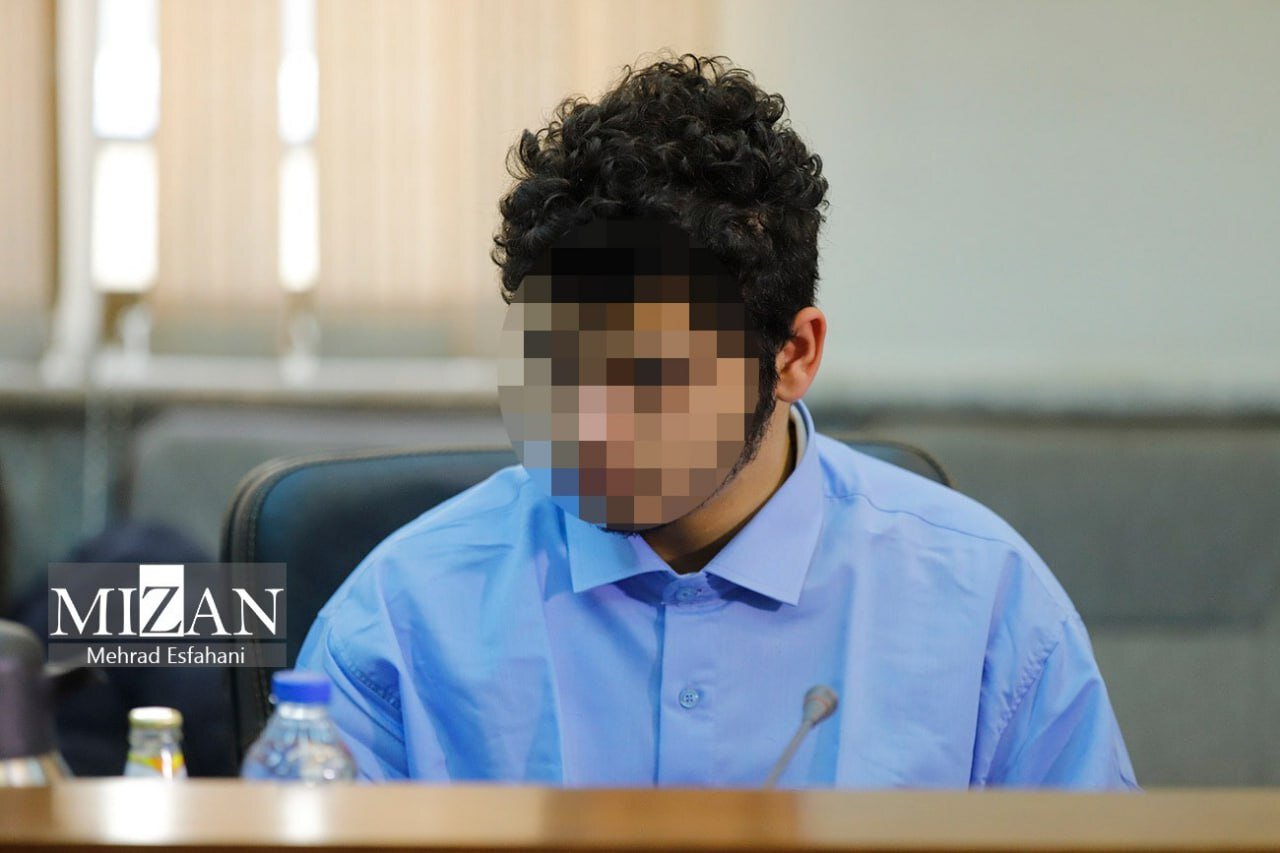 عکس/ مراسم گذشت از قصاص متهم ردیف اول پرونده قتل «امیرمحمد خالقی»