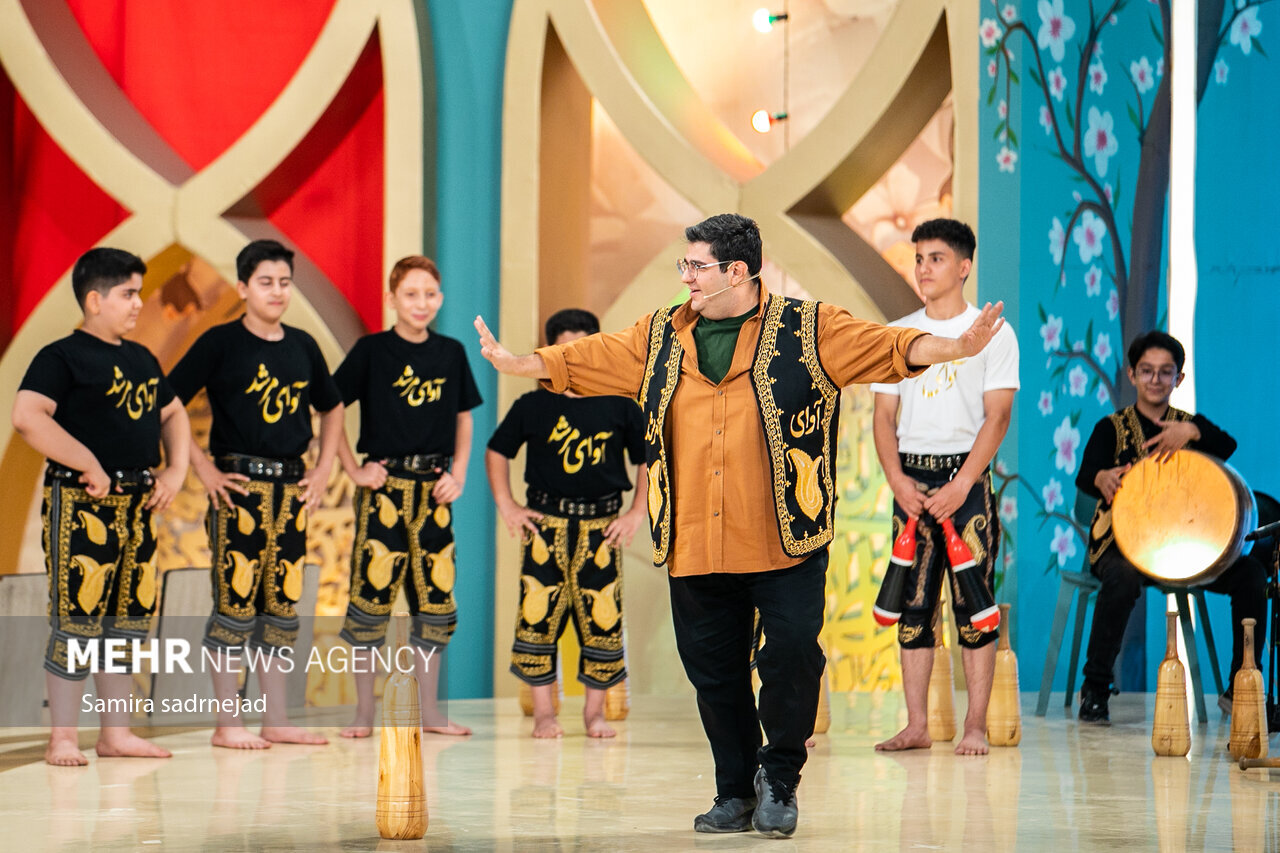 پشت‌صحنه برنامه «محفل ستاره‌ها»