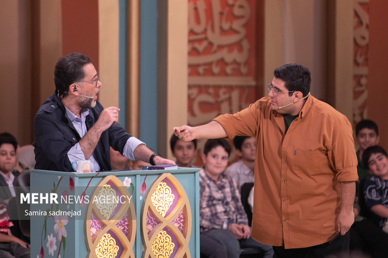 پشت‌صحنه برنامه «محفل ستاره‌ها»