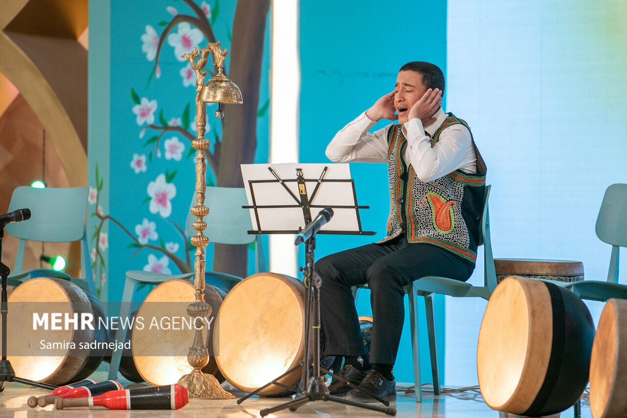 پشت‌صحنه برنامه «محفل ستاره‌ها»