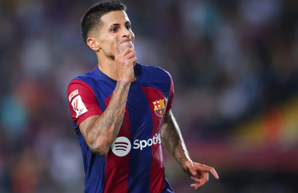 اینزاگی تأیید کرد؛ کانسلو در راه بارسلونا