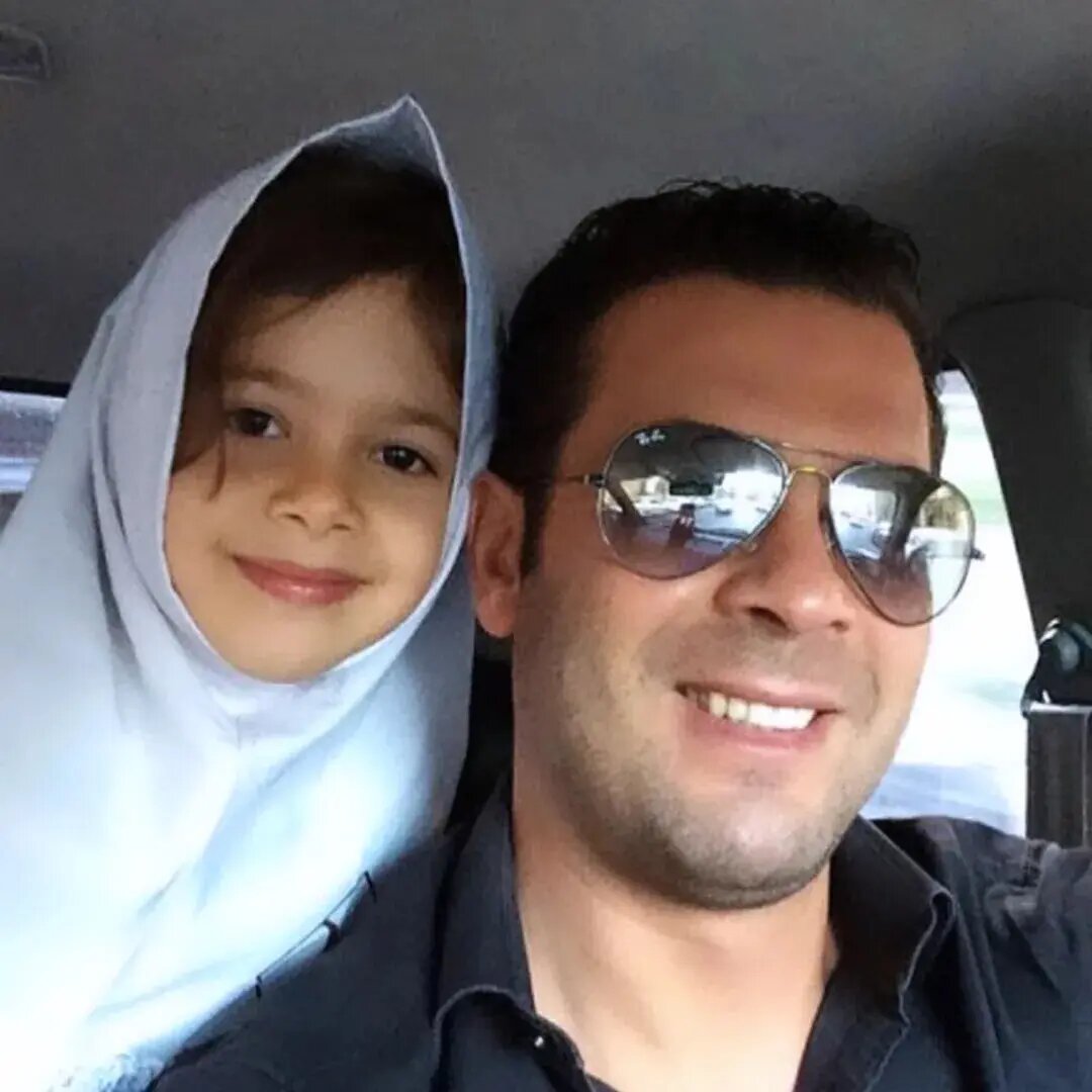 نفس بازغی عکس‌های زیرخاکی پدرش را رو کرد!