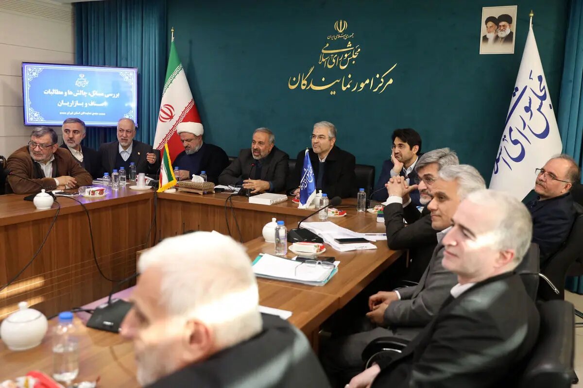 عدم ثبات نرخ ارز مهمترین دغدغه اصناف و بازاریان است