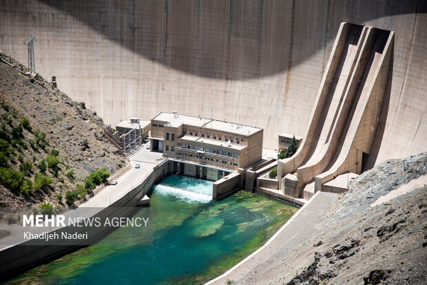 حجم سد زایندهرود به ۱۰۶ میلیون مترمکعب رسید