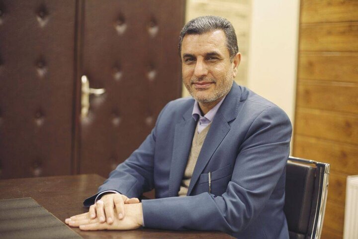 حذف ارز ترجیحی تولید را رقابتی و قاچاق کالاهای اساسی را متوقف میکند