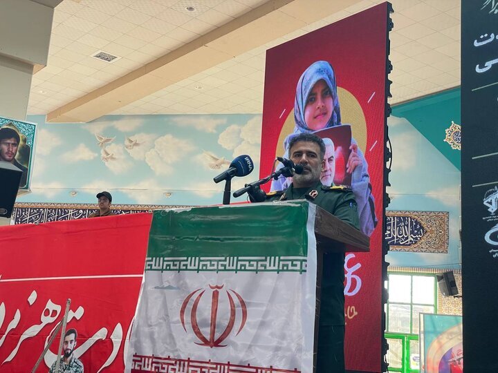 سردار اکبری: اخلاص راز ماندگاری و محبوبیت شهید حاج قاسم سلیمانی بود