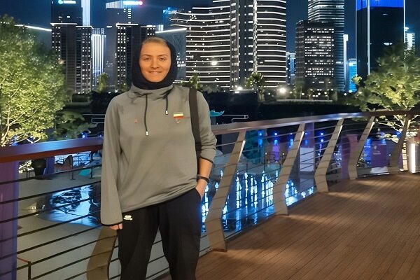 سرمربی تیم ملی: از بدمینتون هم مثل فوتبال انتظار قهرمانی نداشته باشید!