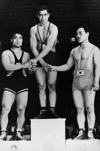 غلامرضا تختی؛ اسطوره‌ای که در میدان کشتی و زندگی قهرمان شد