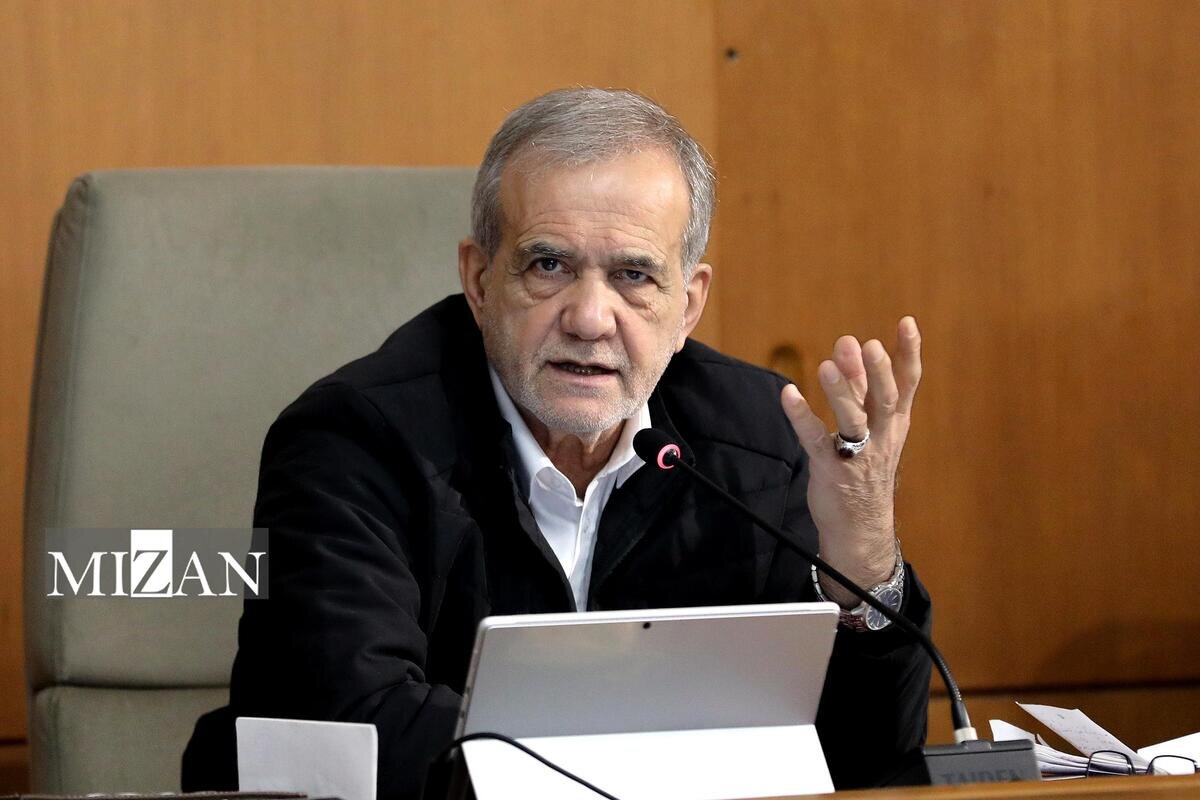 پزشکیان: مقابله با فساد و رانت ارزی باید مستمر و همه‌جانبه باشد