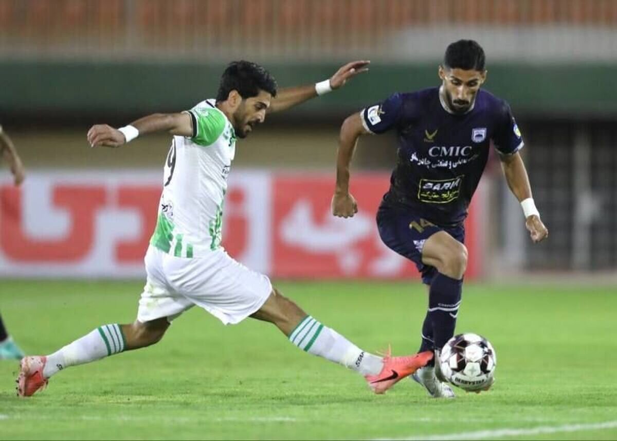 بازی تدارکاتی خیبر و چادرملو در ورزشگاه امام رضا