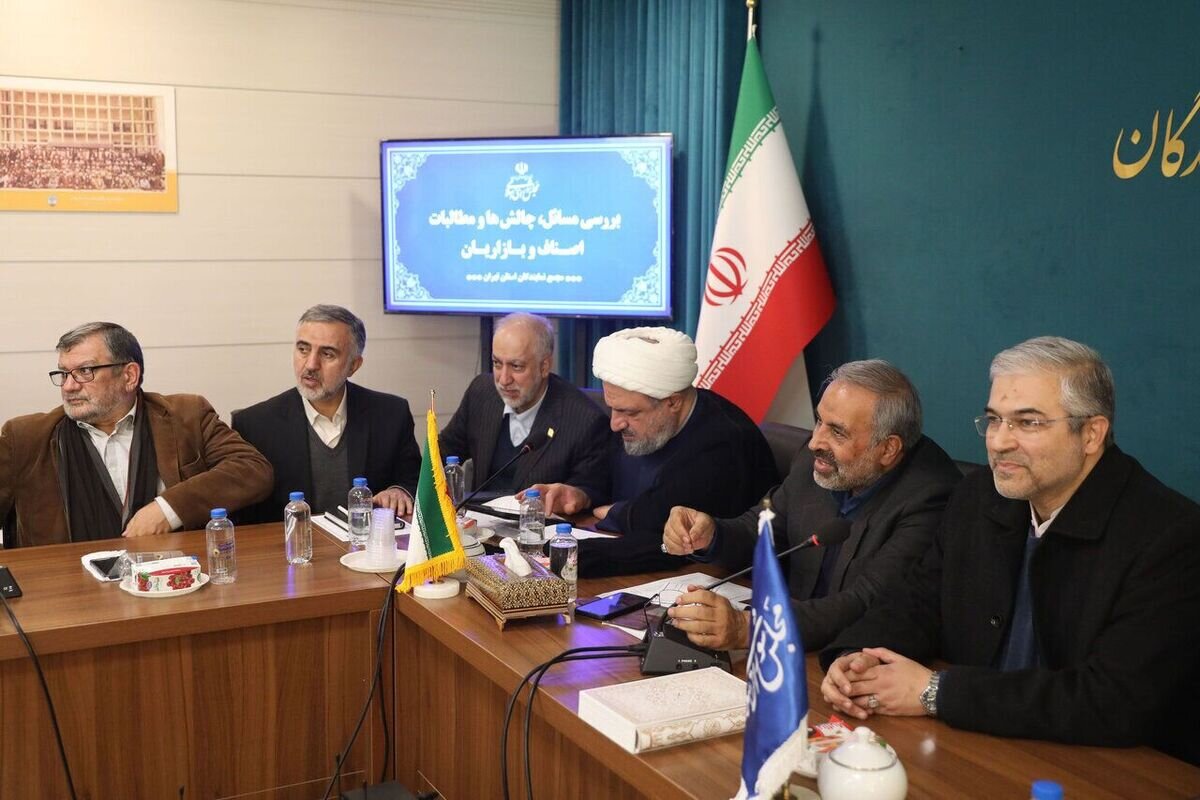 سازمان امور مالیاتی بر دریافت مالیات از مودیان بزرگ متمرکز شود