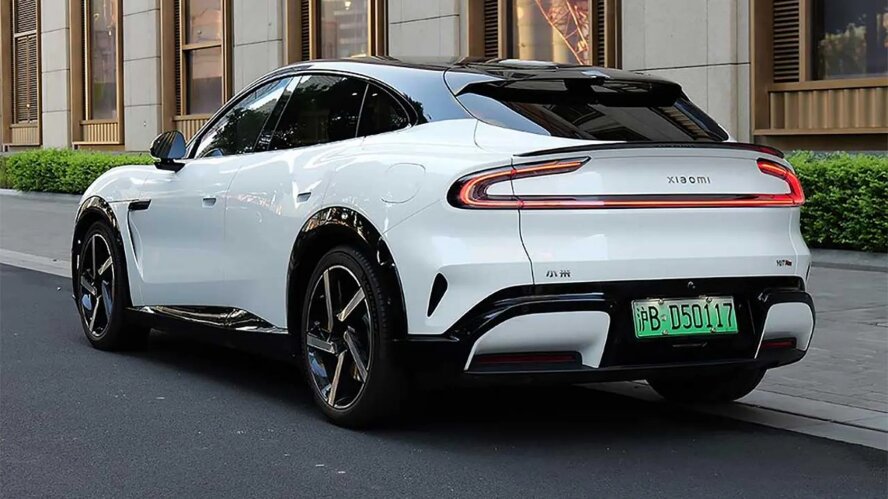 فروش ۴۰۰ هزار دستگاهی شیائومی یک سال پس از آغاز خودروسازی!