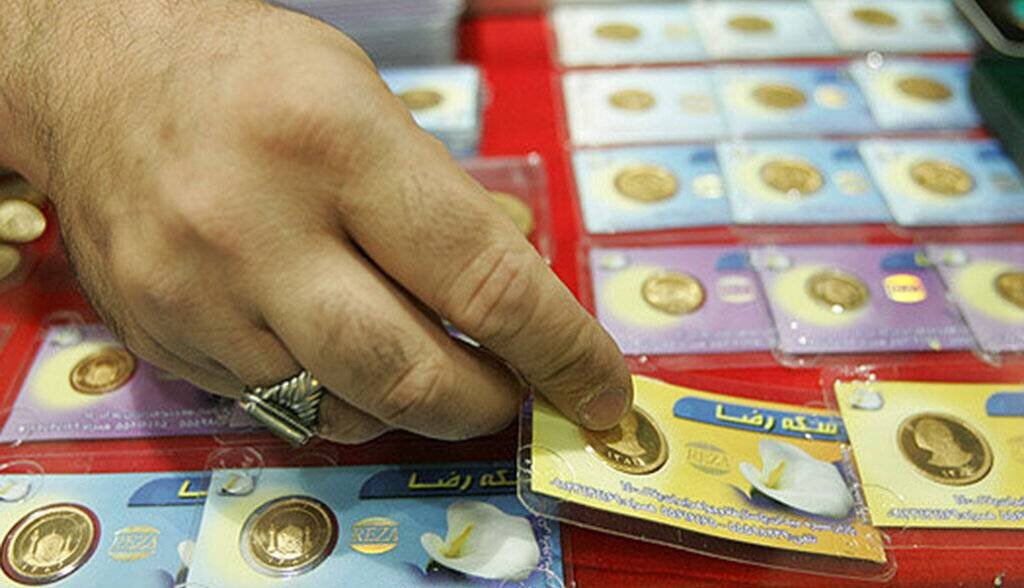افت یکدست قیمت ها در بازار سکه و طلا؛ دلار در کانال 147 هزار تومانی ماند