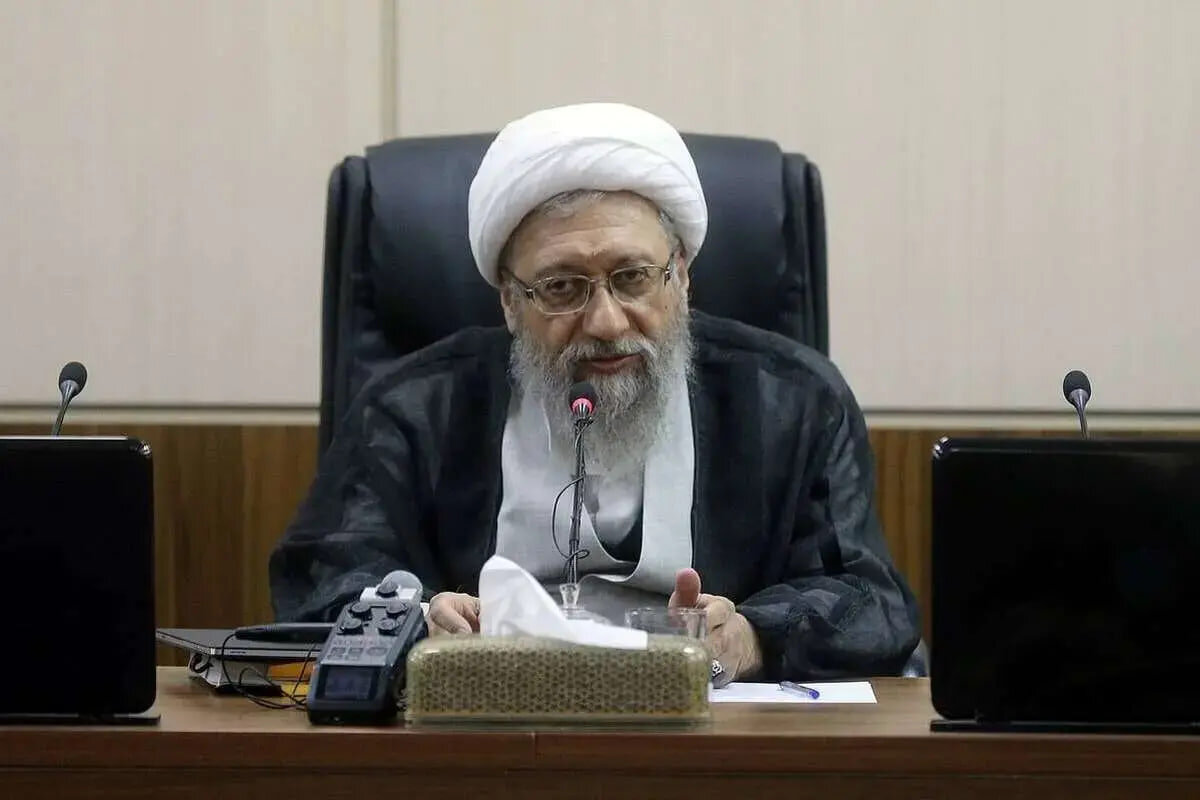 آملی لاریجانی: پرداخت یارانه می‌تواند افزایش قیمت کالاهای اساسی را جبران کند؟