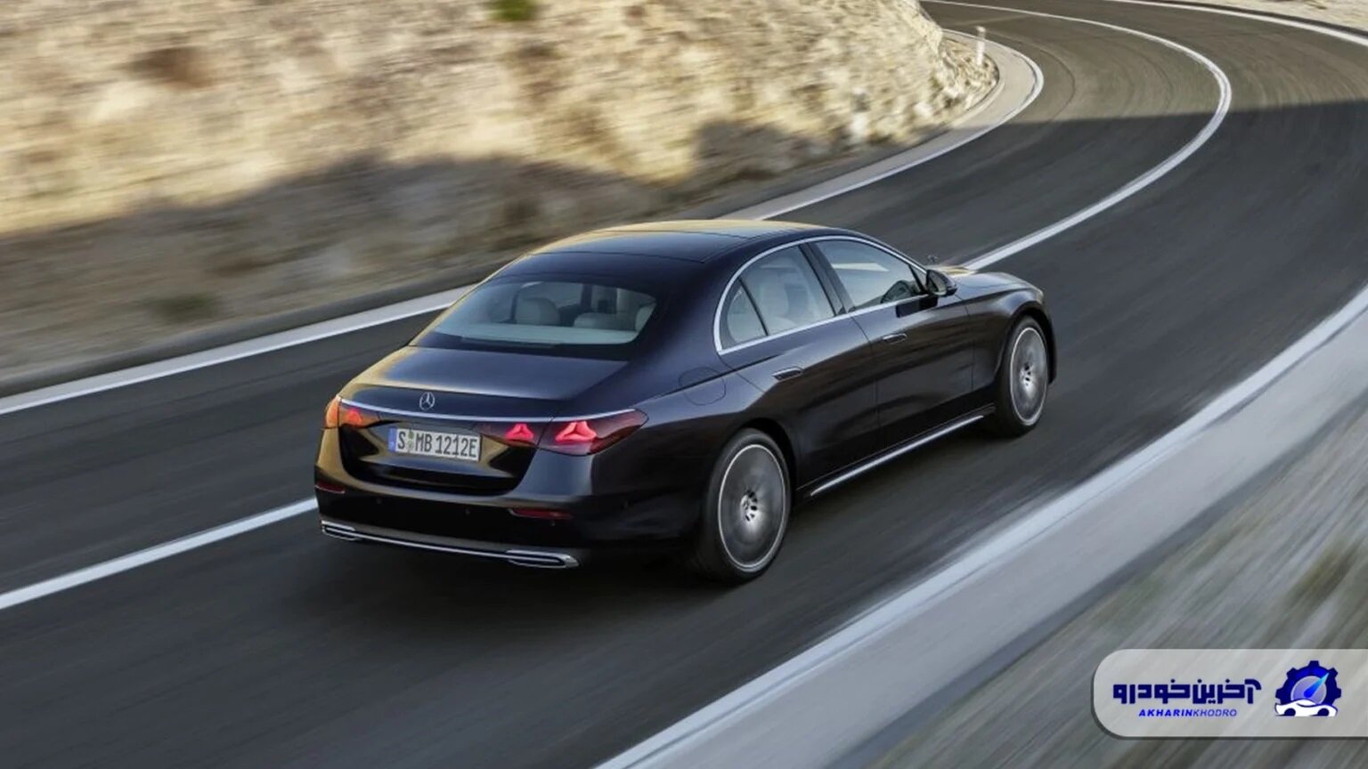 گواهی تایید نوع مرسدس بنز E300 نگین تندیس الماس صادر شد