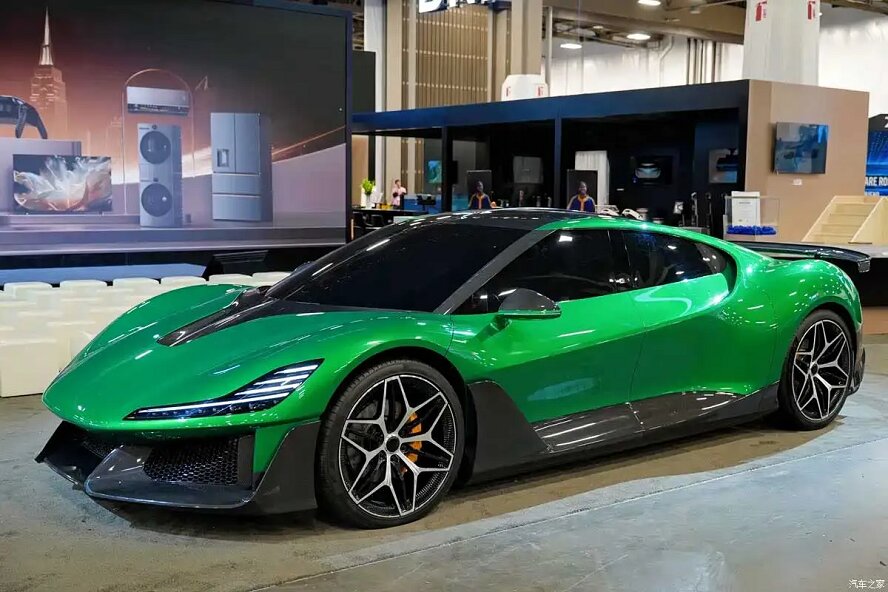 معرفی رقیب چینی بوگاتی، ابرخودروی برقی ۱۹۰۰ اسب بخار از سازنده جاروبرقی!