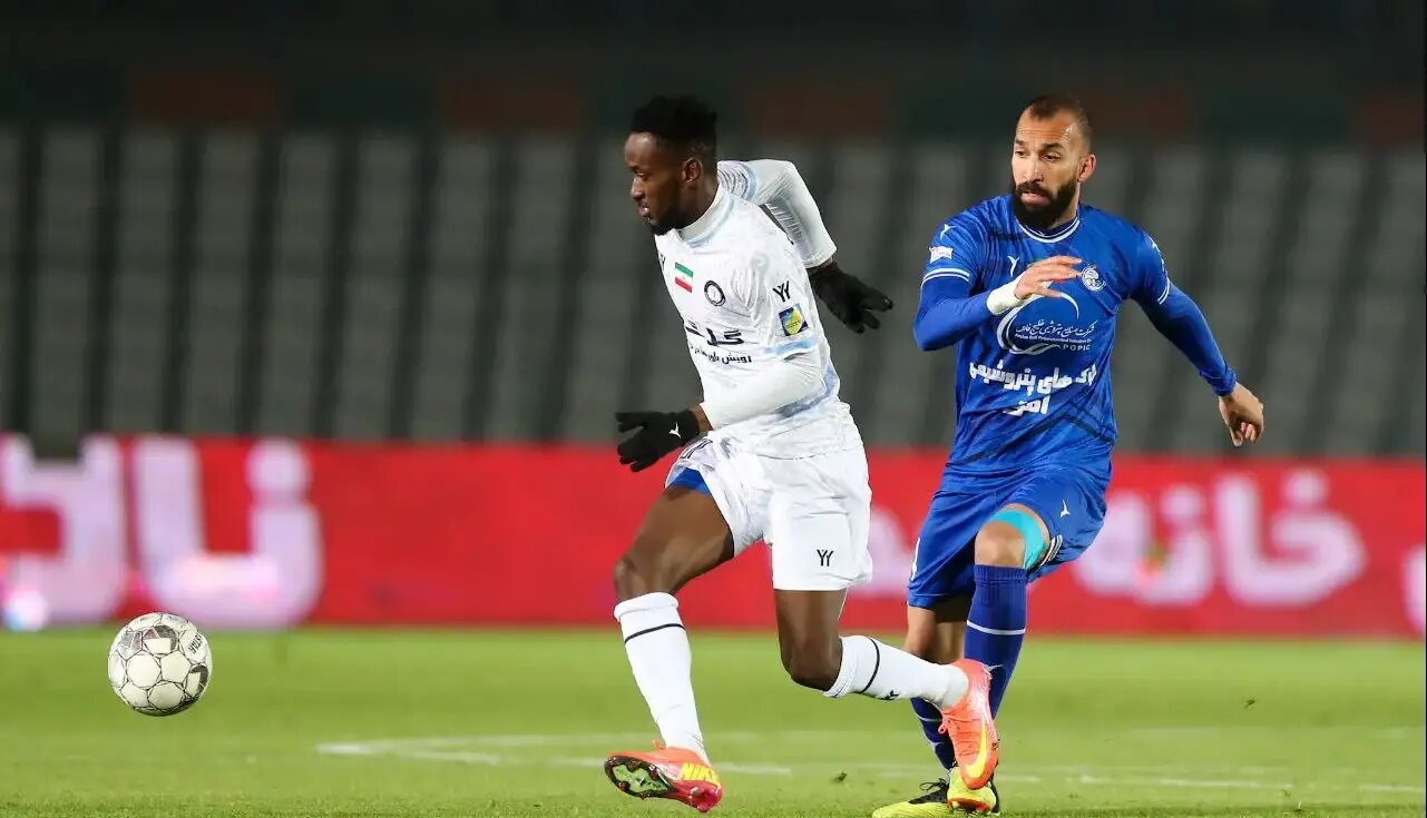 بازی دوستانه گل‌گهر و نساجی در کیش