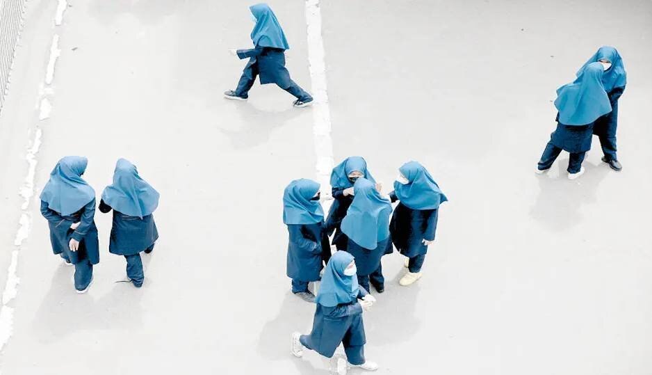 سیاسیشدن کودکی؛ گزارش «شرق» از ماجرای بازداشت دانشآموزان