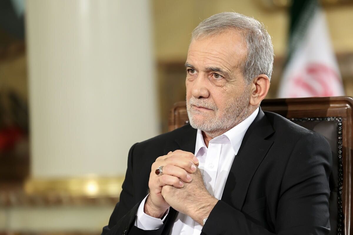 پزشکیان: تا به حال هرچه ارز توزیع کرده‌ایم، توزیع رانت بوده | با عوامل احتکار و گرانفروشی جدی و قاطع برخورد می‌شود