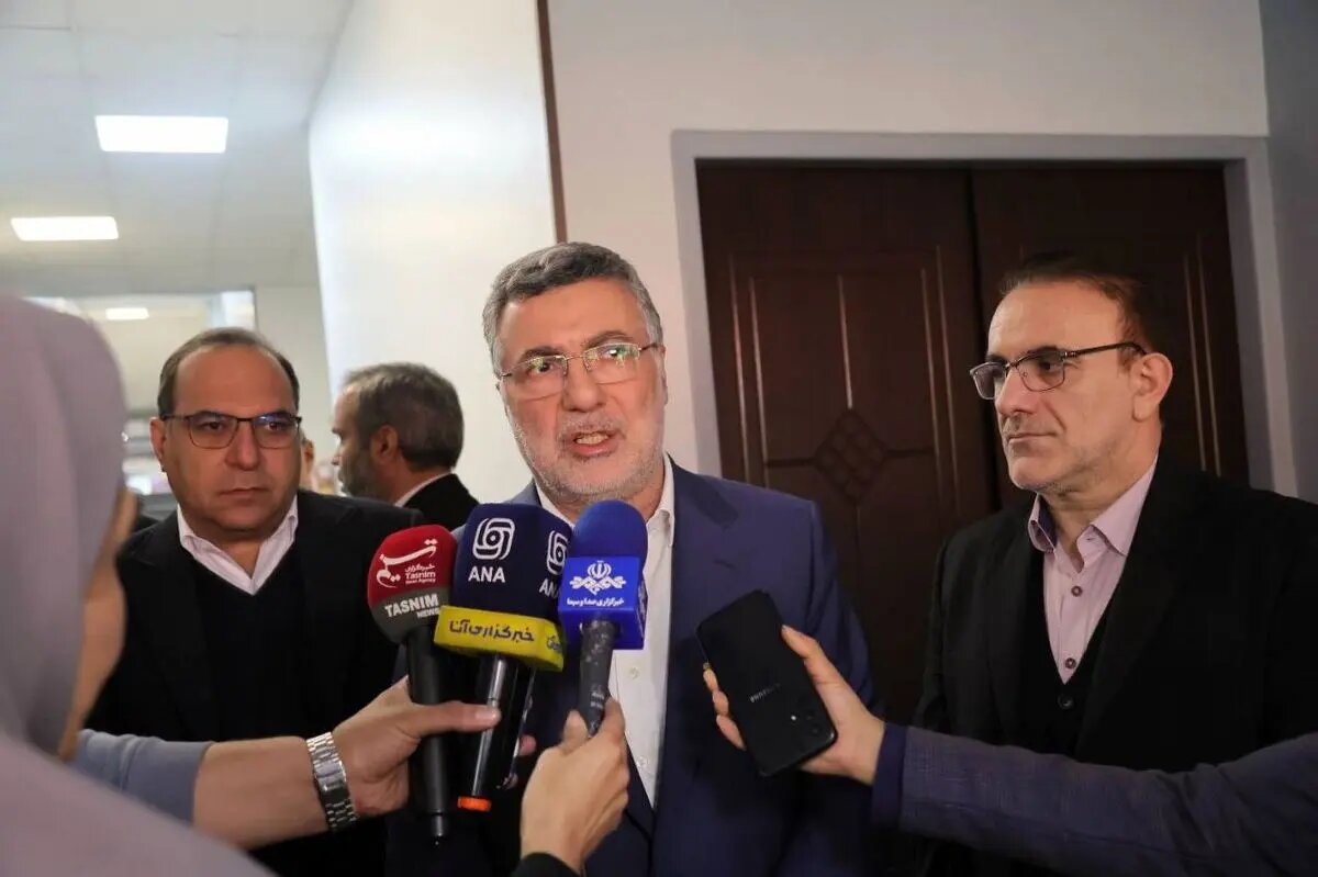 مسیر مراجعه به پزشک باید اصلاح شود و اقتصاد سلامت بهبود یابد