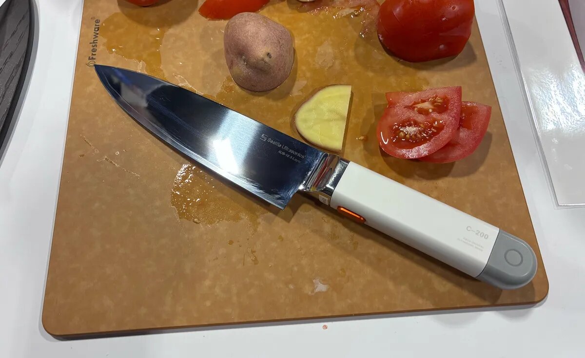 رونمایی از چاقوی جادویی با ۳۰ هزار لرزش در ثانیه